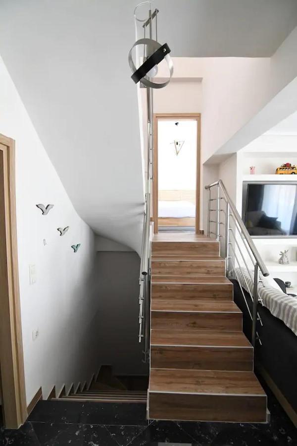 Beach House With Garden Anavyssos Buitenkant foto