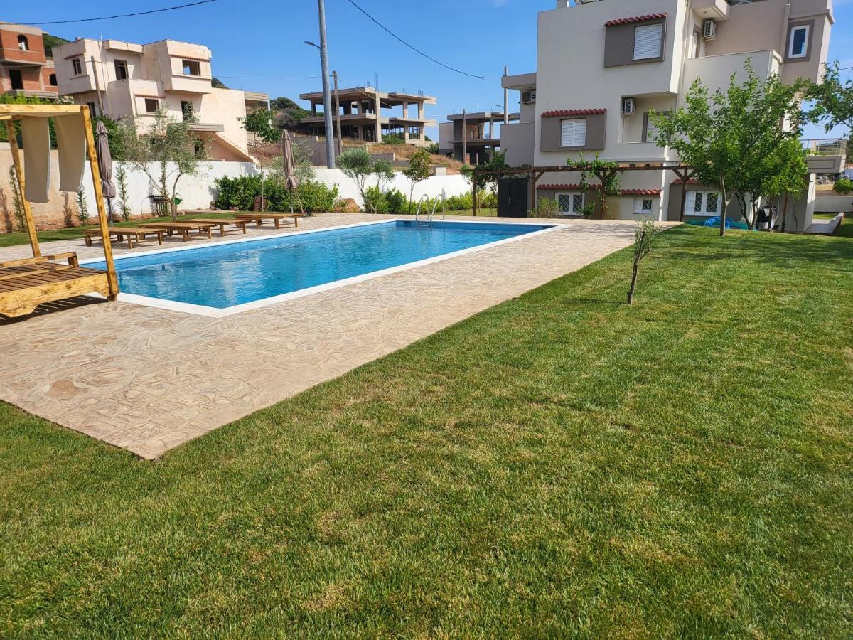 Beach House With Garden Anavyssos Buitenkant foto